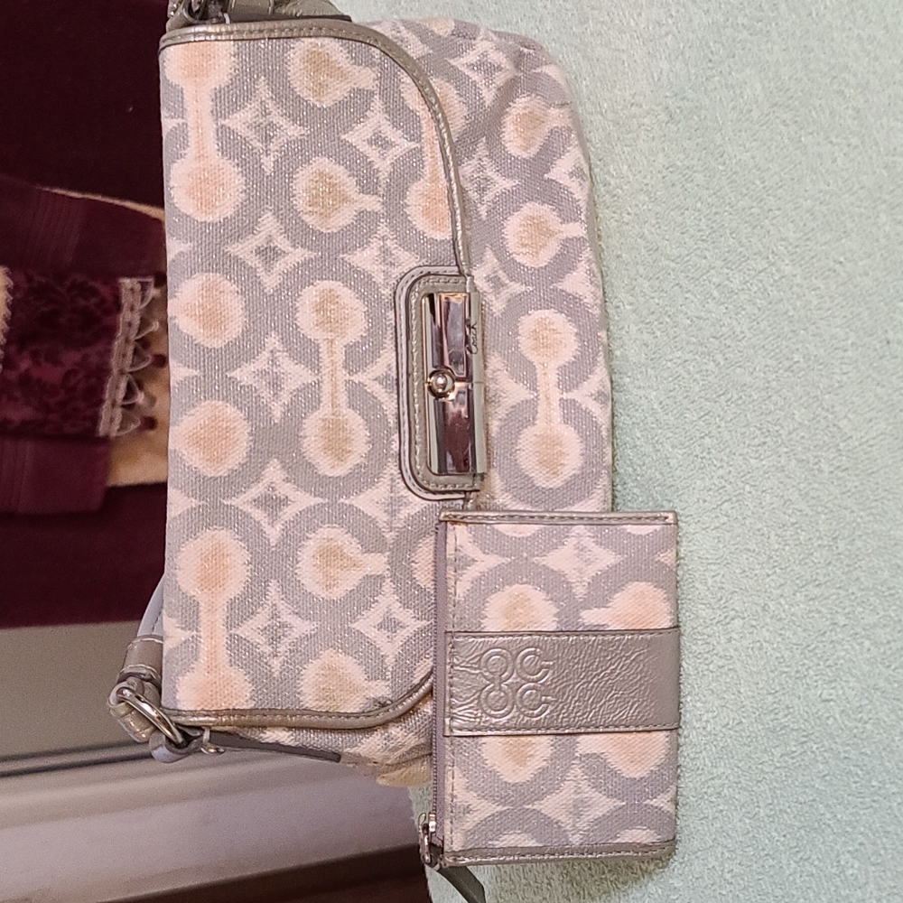 Coach purse and wallet